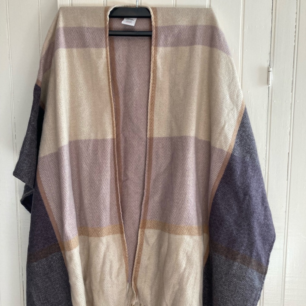 Woolrich poncho one size